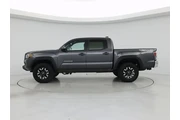 $38998 : Toyota Tacoma 2022 4x4 TRD S thumbnail