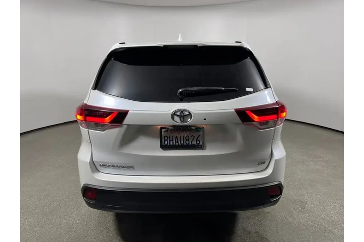 $26995 : Toyota Highlander 2019 XLE 4 image 4