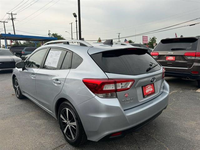 $17900 : 2019 Impreza Premium image 8