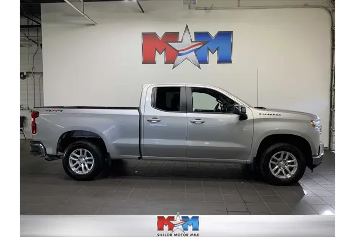 $25679 : Chevrolet Silverado 1500 202 image 1