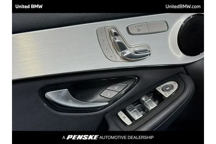 $27995 : Mercedes-Benz GLC 2022 GLC 3 image 3