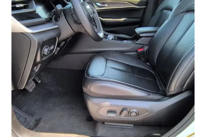 $34777 : Jeep Grand Cherokee 2022 4x4 image 10