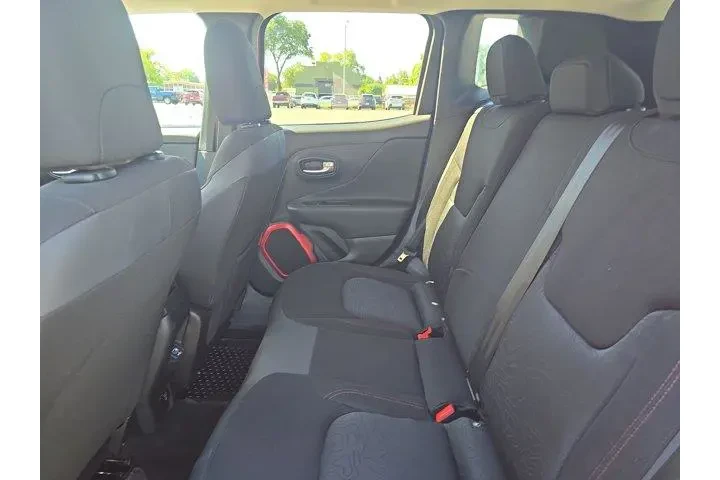 $20995 : Jeep Renegade 2018 4x4 Trail image 8