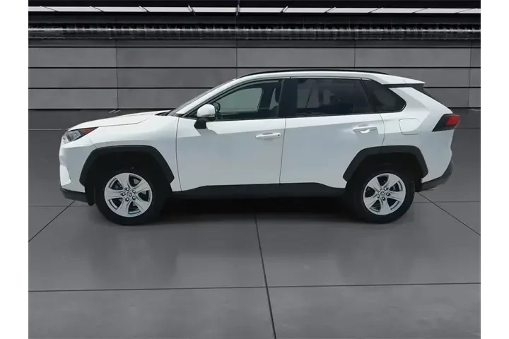 $23988 : Toyota RAV4 2019 XLE 4dr SUV image 5