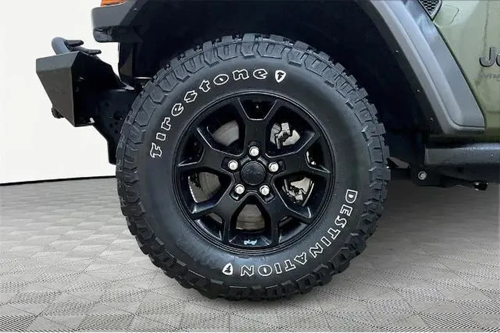 $27900 : Jeep Wrangler Unlimited 2021 image 9