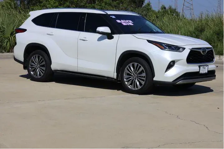 $34974 : Toyota Highlander 2020 Limit image 1