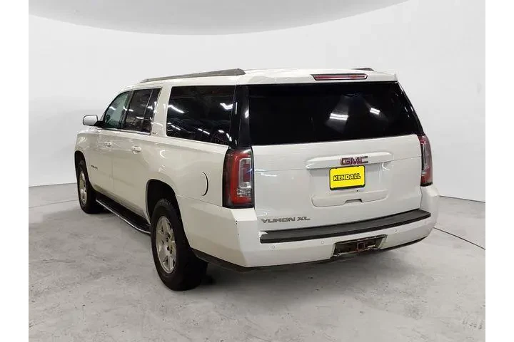 $24961 : GMC Yukon XL 2019 4x4 SLT 4d image 3
