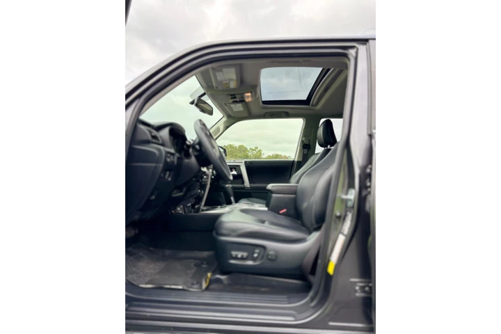 $25500 : Toyota 4Runner Limited image 6