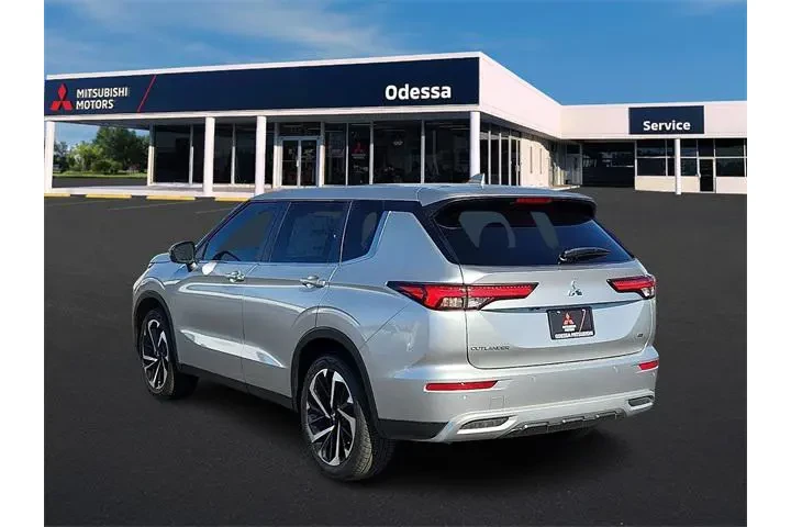 $28918 : Mitsubishi Outlander 2024 SE image 2