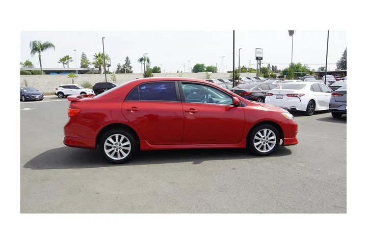 $9984 : 2010 Corolla S Sedan 4D image 5