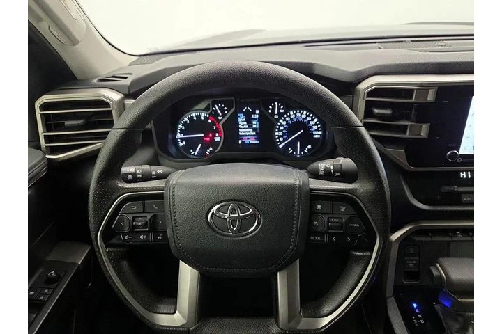 $37998 : Toyota Tundra 2022 4x4 SR5 4 image 10