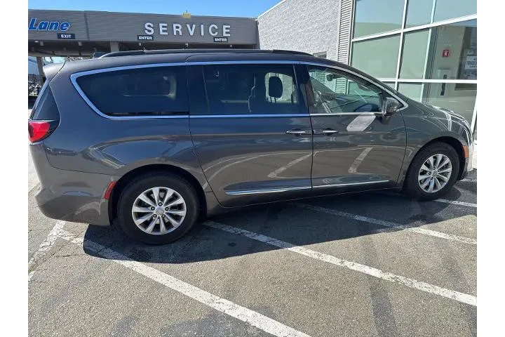 $15999 : Chrysler Pacifica 2017 Touri image 6