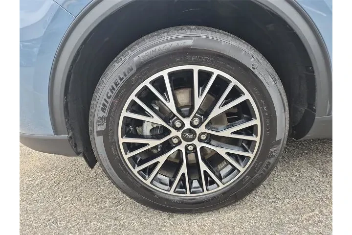 $28224 : Ford Escape Plug-In Hybrid 2 image 8