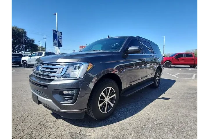 $31997 : Ford Expedition 2021 4x2 XLT image 6