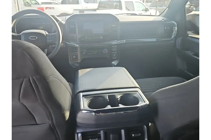 $35900 : Ford F-150 2023 4x4 Lariat 4 image 10