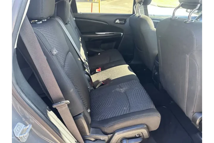 $9900 : 2019 Journey SE Value Package image 8