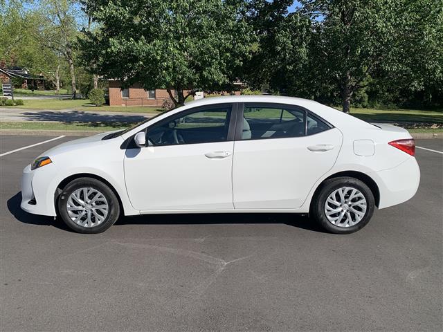 $8900 : 2018 Toyota Corolla LE image 2