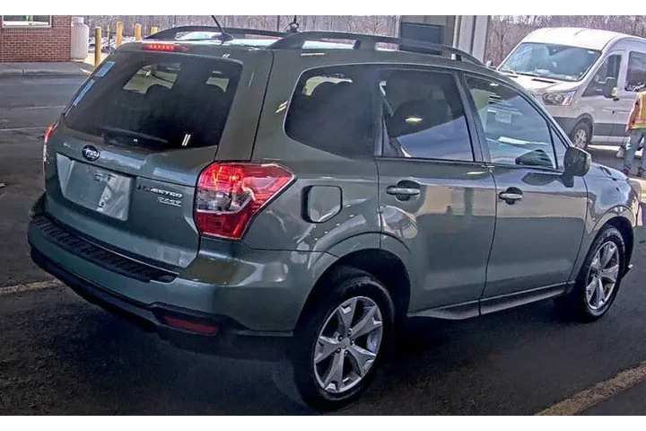 $8995 : 2015 Forester 2.5i Premium image 5