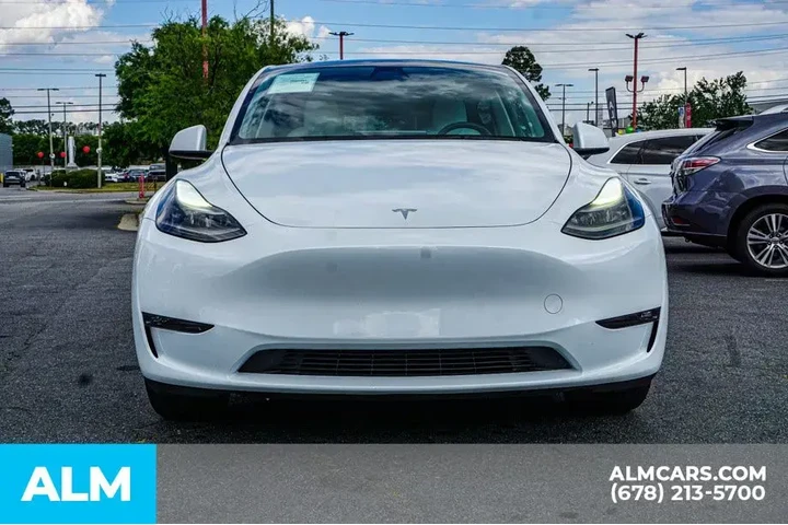 $31920 : Tesla Model Y 2023 AWD Long image 10