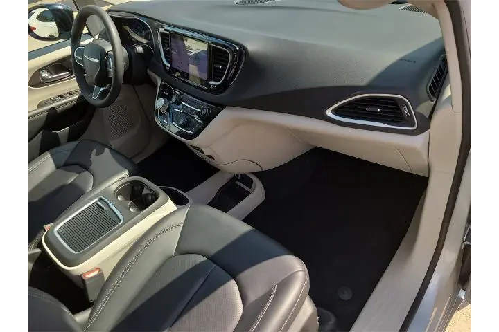 $30223 : Chrysler Pacifica 2024 Touri image 10