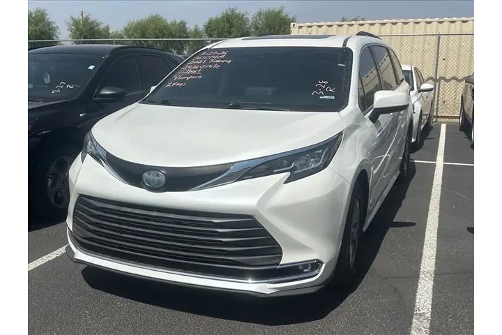$36987 : Toyota Sienna 2021 XLE 7-Pas image 1