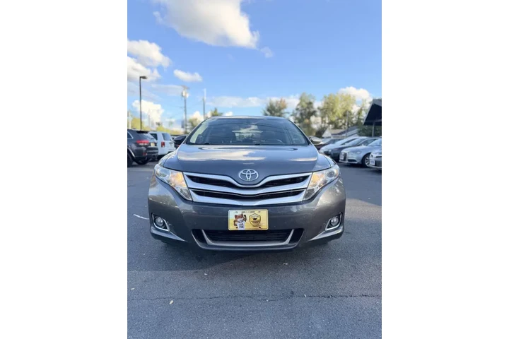 $11500 : 2015 Venza XLE image 4
