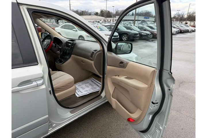 $3980 : 2012 Sedona LX image 8