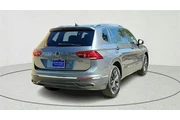 $23337 : Volkswagen Tiguan 2024 Wolfs thumbnail