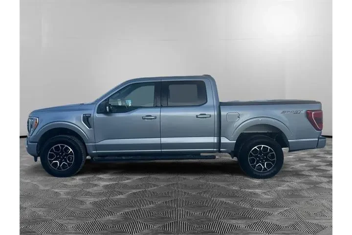 $39792 : Ford F-150 2022 4x4 XLT 4dr image 2