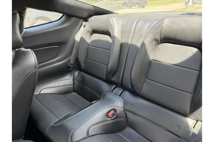$29206 : Ford Mustang 2021 EcoBoost P image 7