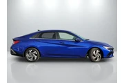 $20256 : Hyundai ELANTRA 2024 Limited thumbnail
