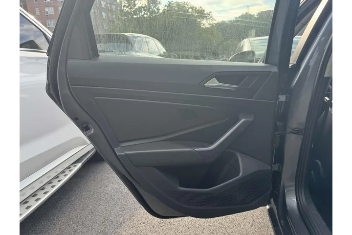 $16585 : Volkswagen Jetta 2024 SE 4dr image 7