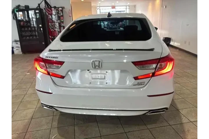 $22995 : Honda Accord 2021 Sport 4dr image 5