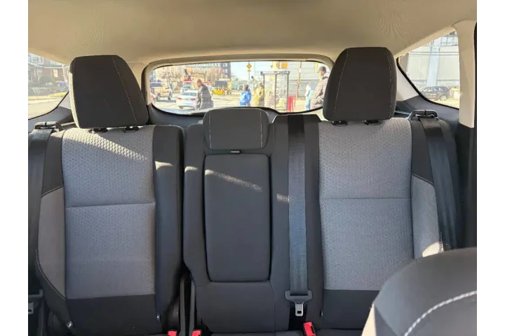 $9995 : 2018 Escape SE image 10