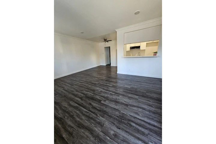 $1800 : Si busccas  renta económico? image 1