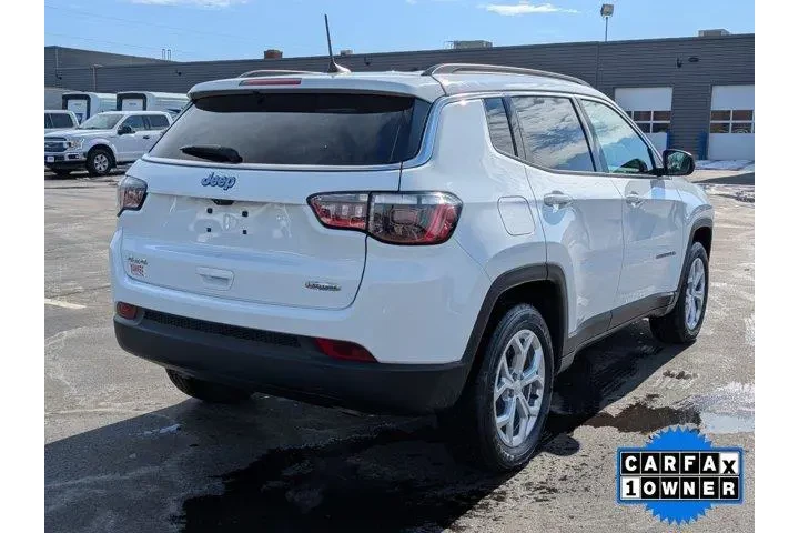 $20356 : Jeep Compass 2024 4x4 Latitu image 3