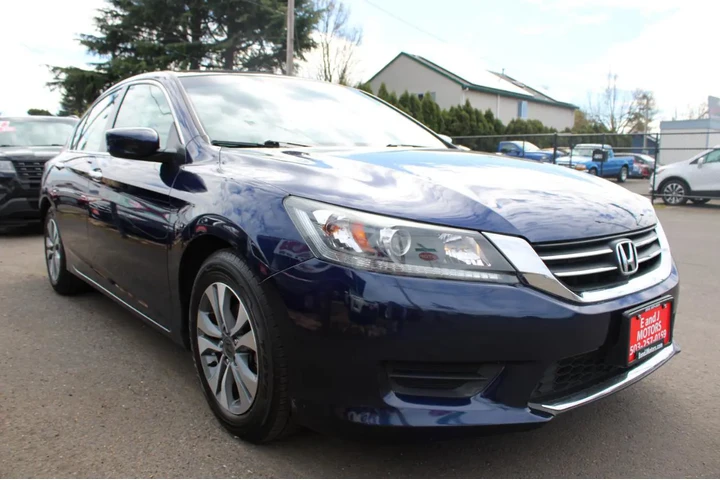 $14995 : 2015 Accord Sedan 4dr I4 CVT image 8