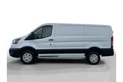 $32394 : Ford Transit 2024 250 3dr LW thumbnail