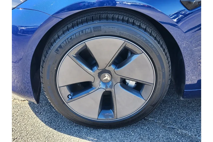 $27659 : Tesla Model 3 2023 4dr Sedan image 10