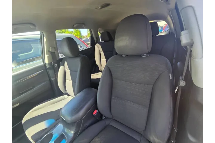 $7777 : 2014 Sorento LX image 7