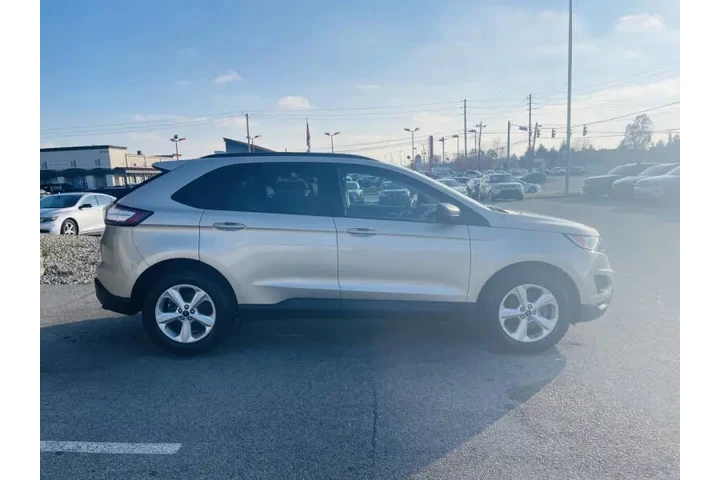 $12850 : 2018 Edge SE image 9