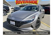 Hyundai ELANTRA 2023 SEL 4dr en Riverside