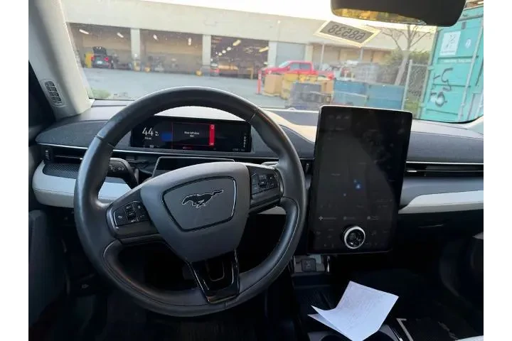 $25800 : Ford Mustang Mach-E 2022 AWD image 5