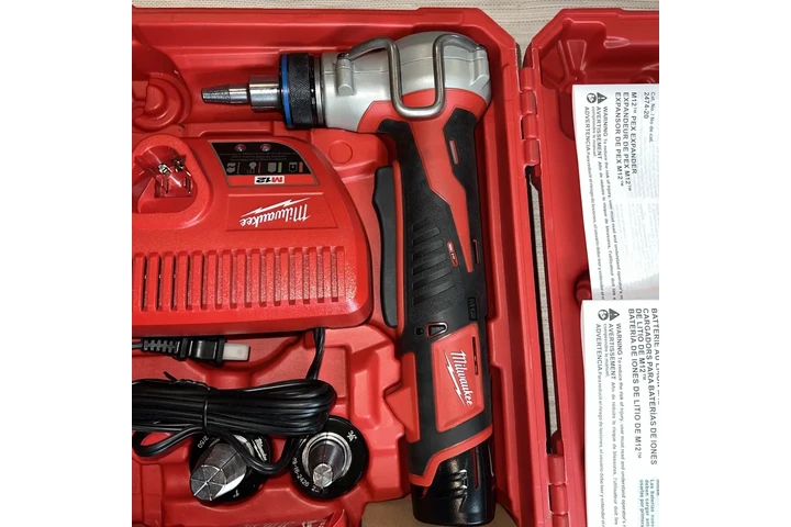 $550 : Milwaukee 2474-22 M12 12-Volt image 7