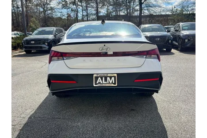 $20820 : Hyundai ELANTRA 2025 SEL Spo image 6