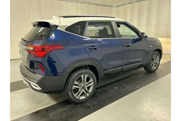 $21451 : Kia Seltos 2023 AWD S 4dr SU image 2