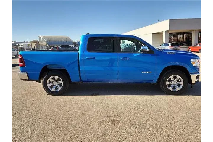 $35995 : Ram 1500 2023 4x4 Laramie 4d image 5