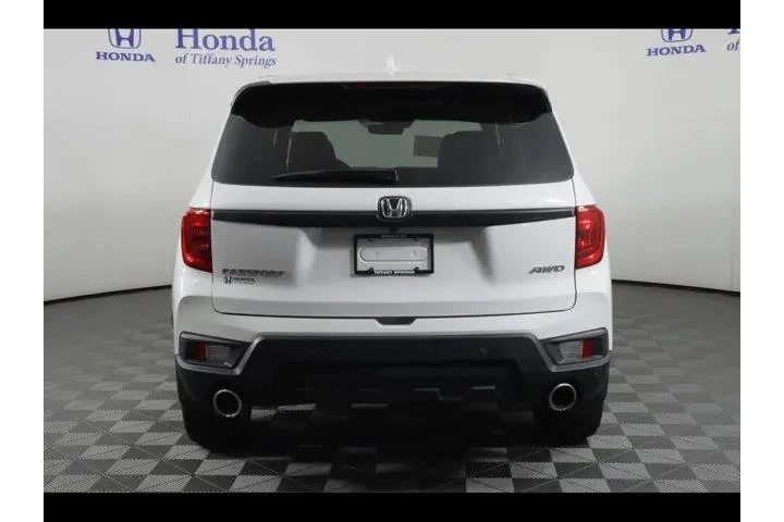 $33875 : Honda Passport 2023 AWD EX-L image 6