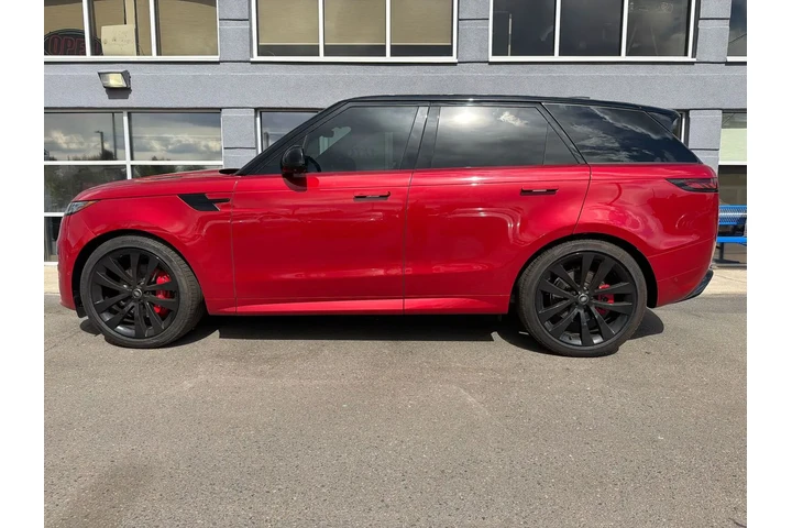 $36995 : 2025 Land Rover Range Rover S image 6