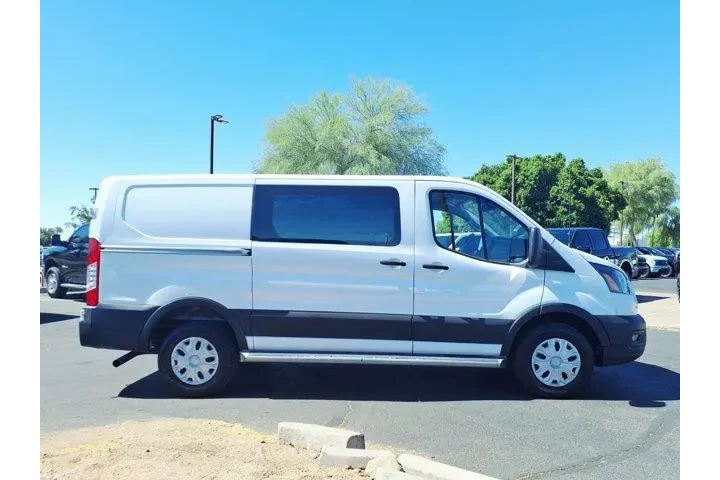 $37939 : Ford Transit 2023 250 3dr SW image 7